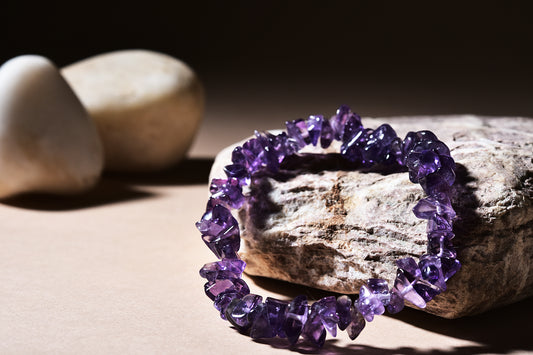 Amethyst Diamond-Shaped Chip Bracelet
